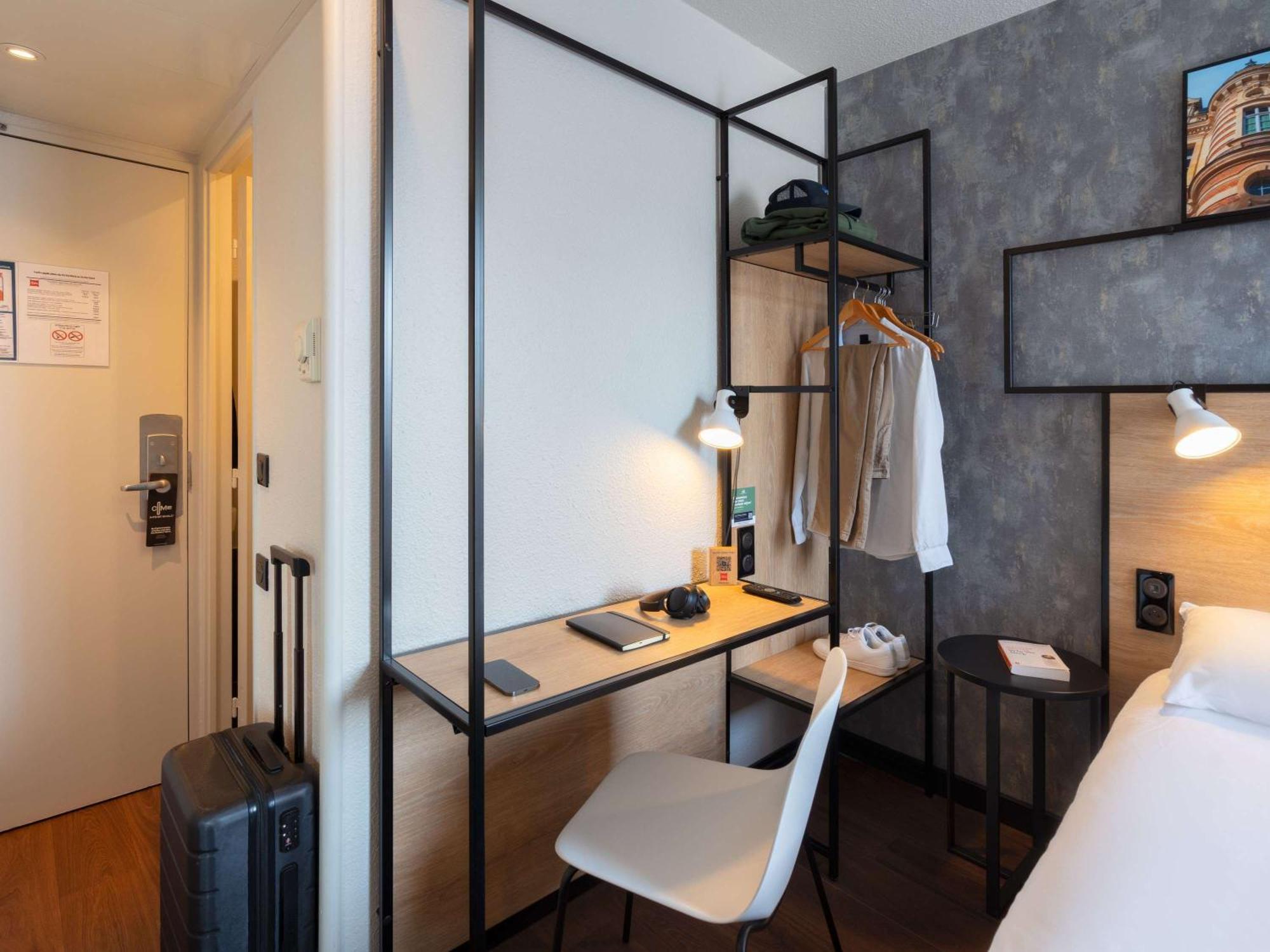 Ibis Epernay Centre Ville Bagian luar foto