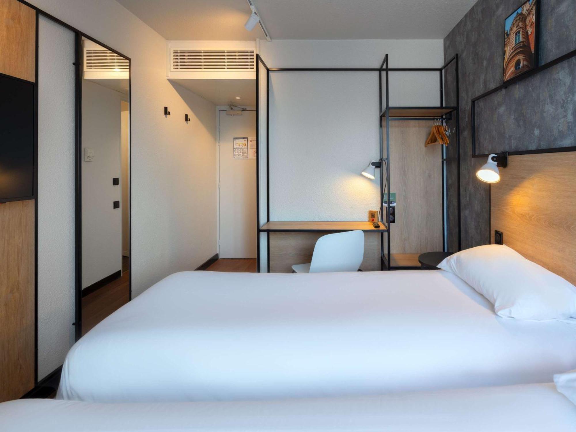Ibis Epernay Centre Ville Bagian luar foto