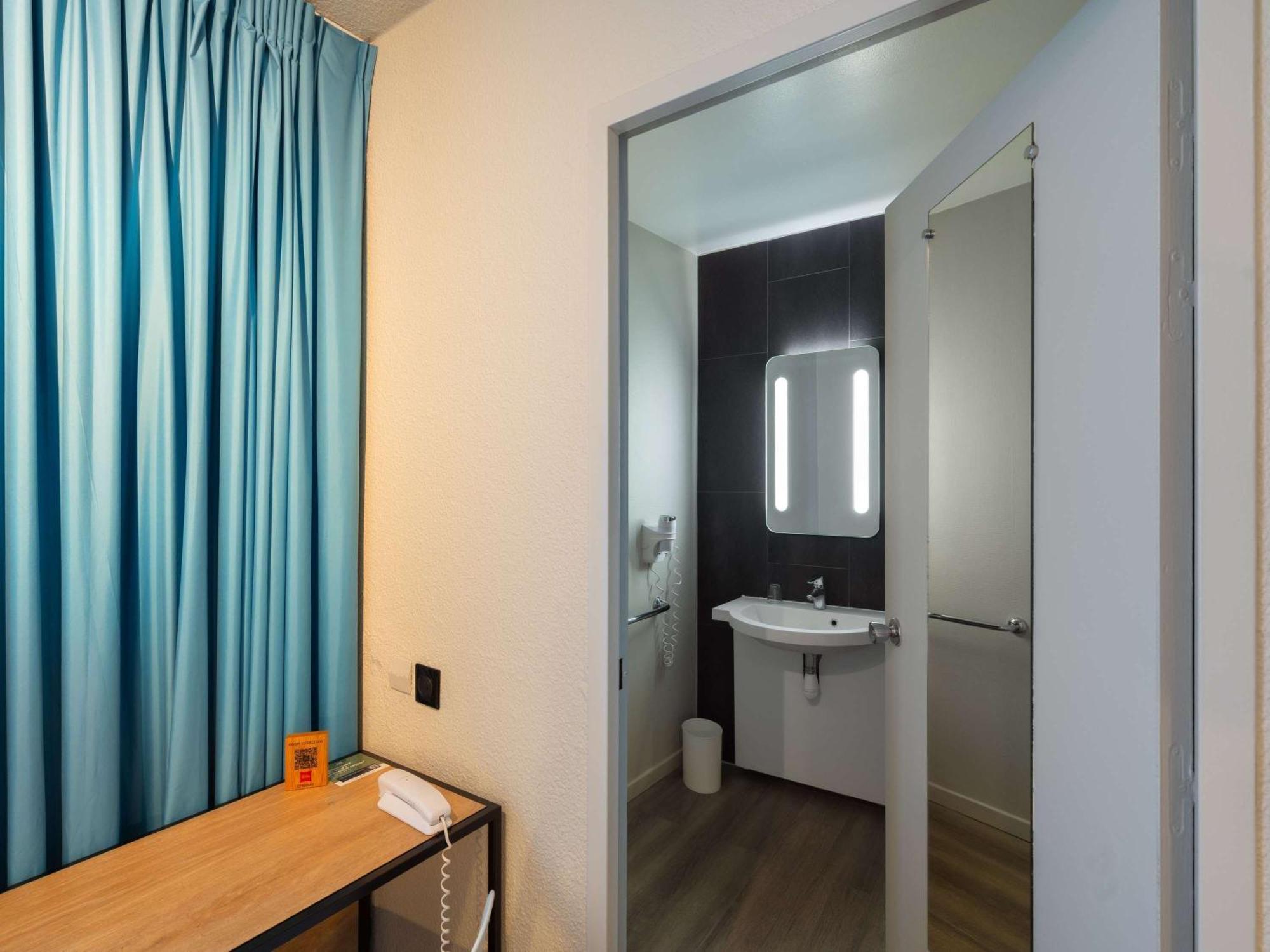 Ibis Epernay Centre Ville Bagian luar foto