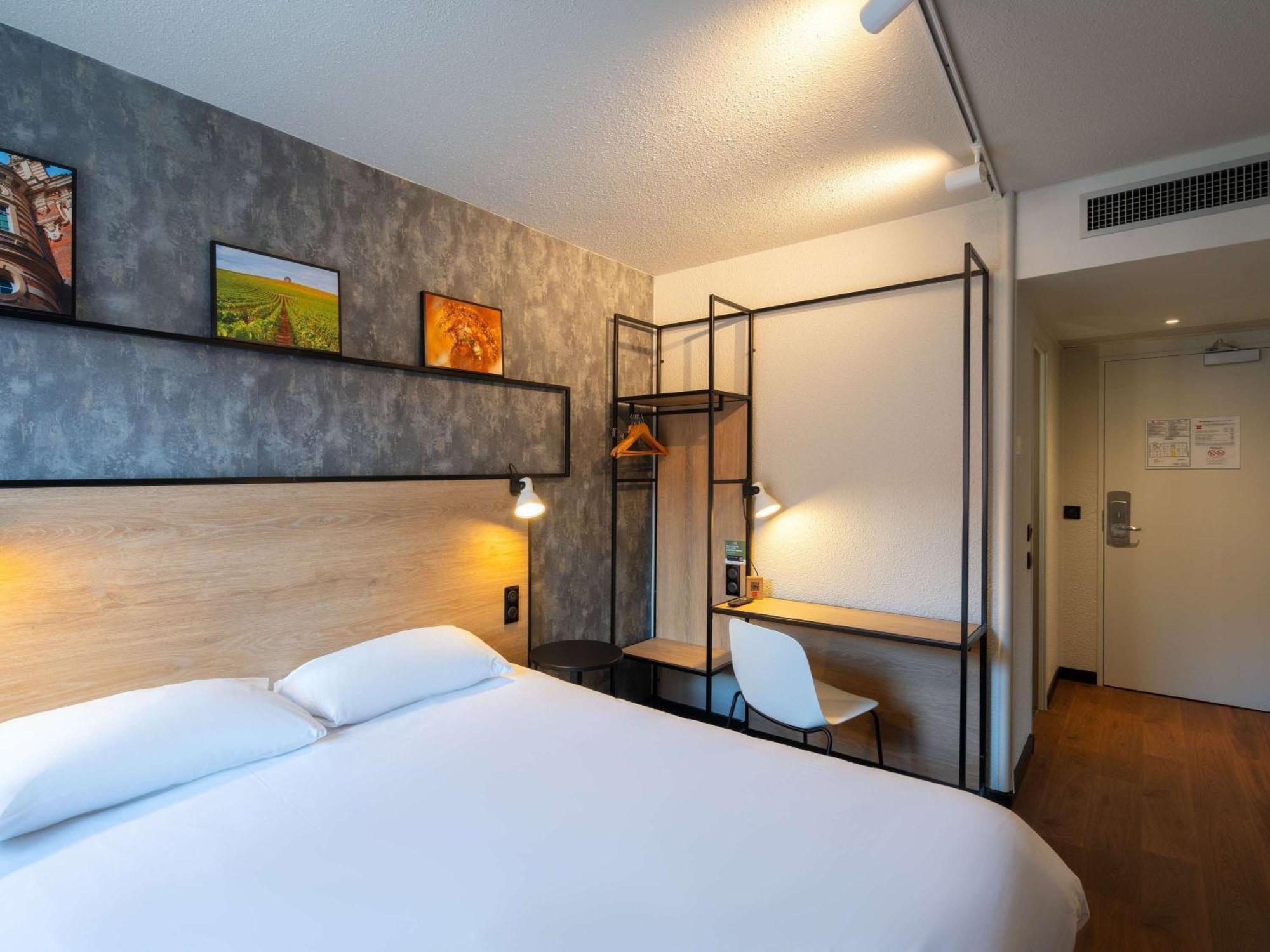 Ibis Epernay Centre Ville Bagian luar foto