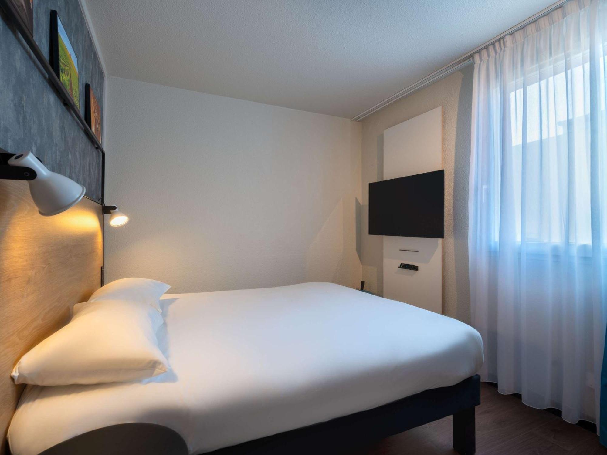 Ibis Epernay Centre Ville Bagian luar foto