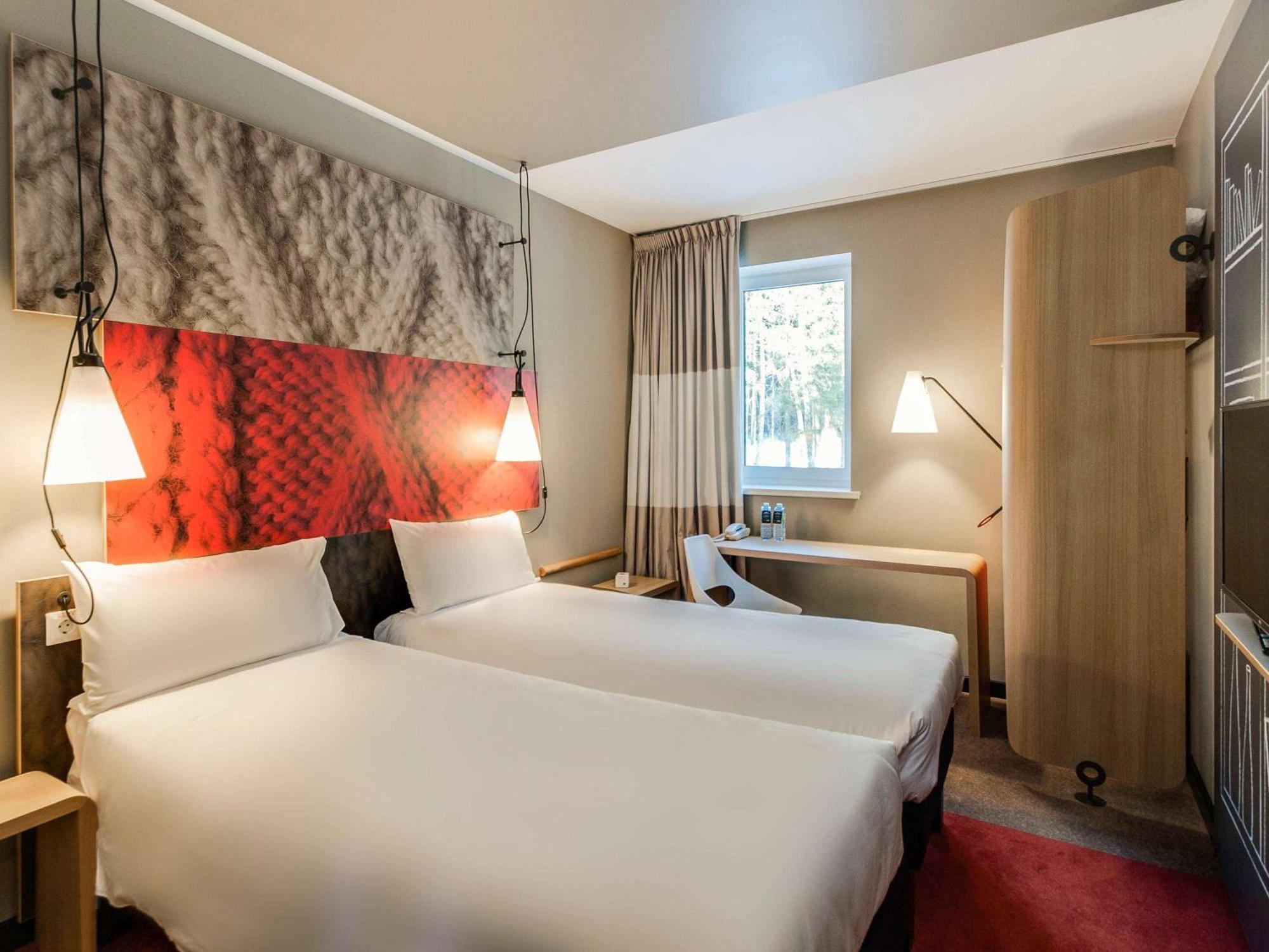 Ibis Epernay Centre Ville Bagian luar foto