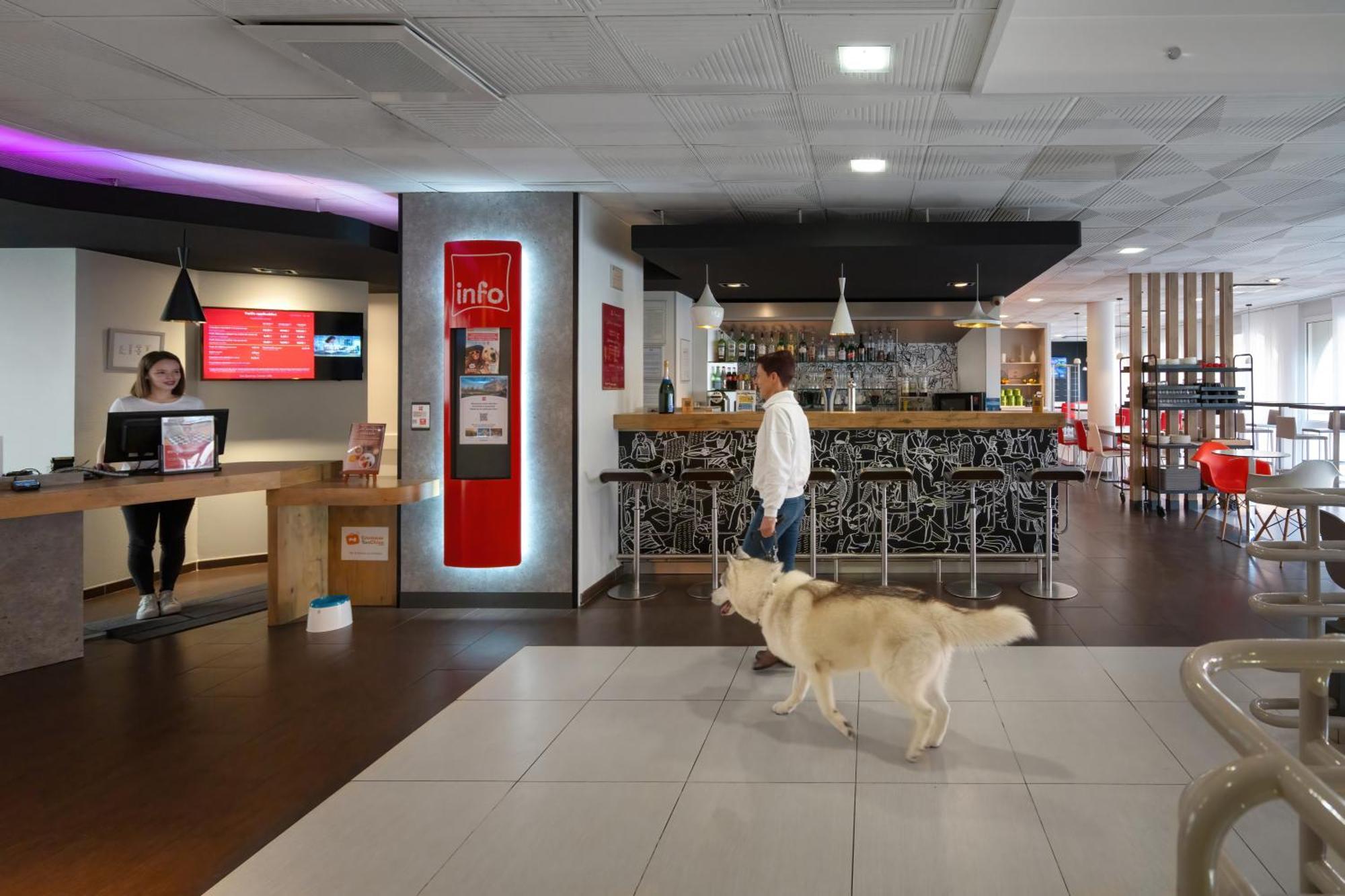 Ibis Epernay Centre Ville Bagian luar foto